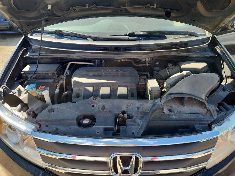 68027016 :رقم المزاد ، 5FNRL5H67DB028518 vin ، 2013 Honda Odyssey مزاد بيع