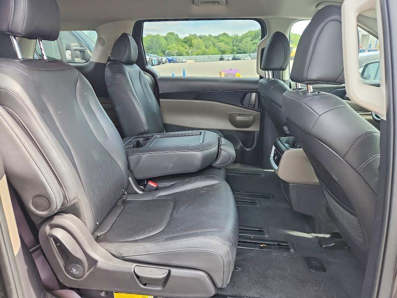 Продаж на аукціоні авто 2026 Kia Carnival, vin: KNDNB5K33T6569642, номер лоту: 67553436
