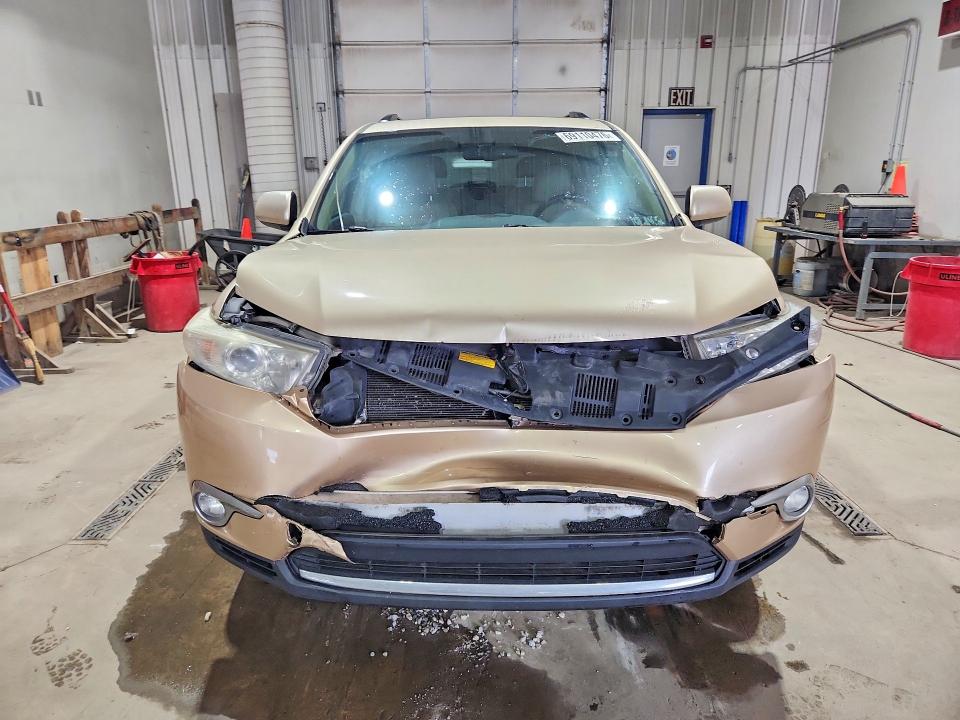 69110476 :رقم المزاد ، 5TDBK3EH9DS212904 vin ، 2013 Toyota Highlander مزاد بيع