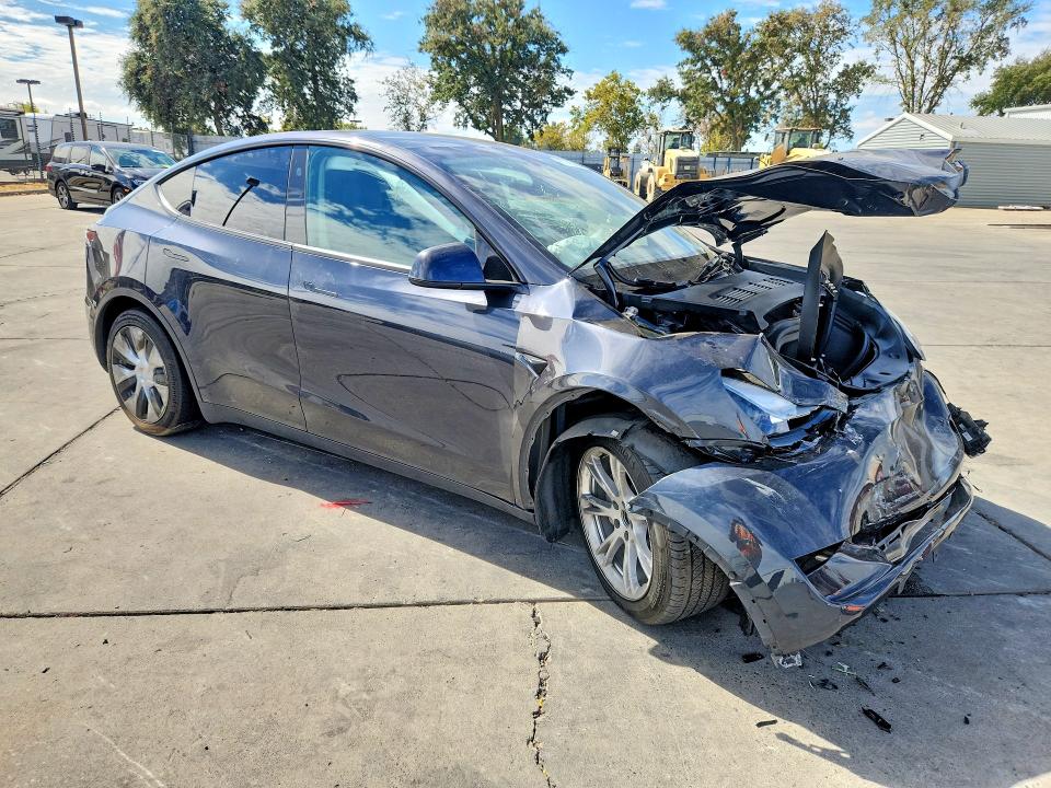 Продажа на аукционе авто 2024 Tesla Model Y, vin: 7SAYGAEEXRF010965, номер лота: 67742386