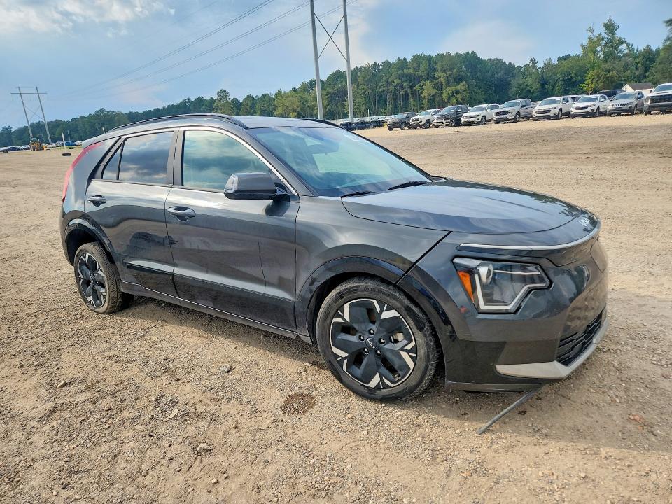 Продаж на аукціоні авто 2024 Kia Niro, vin: KNDCR3L11R5102562, номер лоту: 69921706