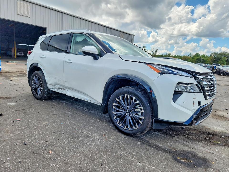 70010246 :رقم المزاد ، JN8BT3DD0SW470371 vin ، 2025 Nissan Rogue مزاد بيع