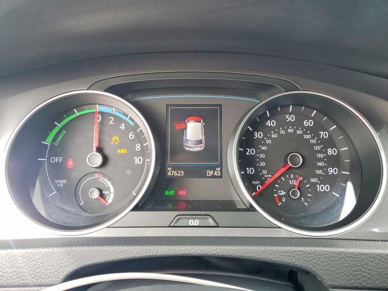 2016 Volkswagen E-golf მანქანა იყიდება აუქციონზე, vin: WVWKP7AU9GW913927, აუქციონის ნომერი: 67699576