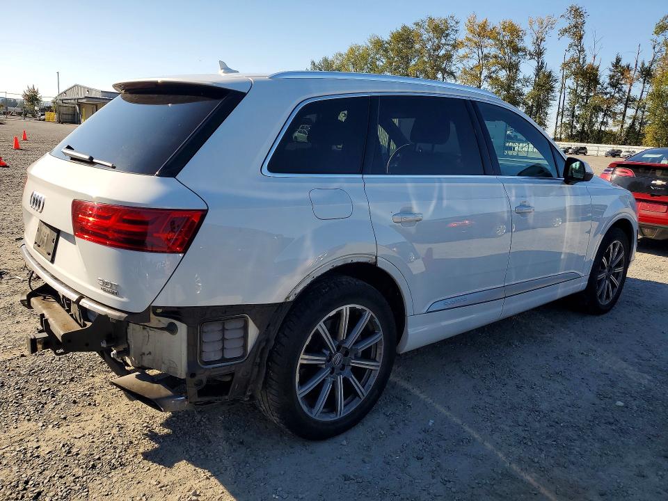 Продажа на аукционе авто 2017 Audi Q7, vin: WA1VAAF7XHD046057, номер лота: 65966086