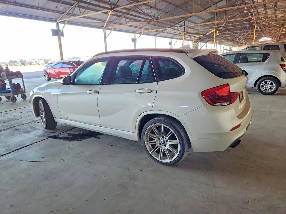 2015 Bmw X1 მანქანა იყიდება აუქციონზე, vin: WBAVM5C5XFVV94491, აუქციონის ნომერი: 68694826