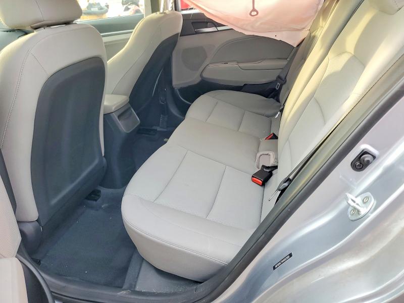 71379286 :رقم المزاد ، 5NPD84LF1HH003585 vin ، 2017 Hyundai Elantra مزاد بيع