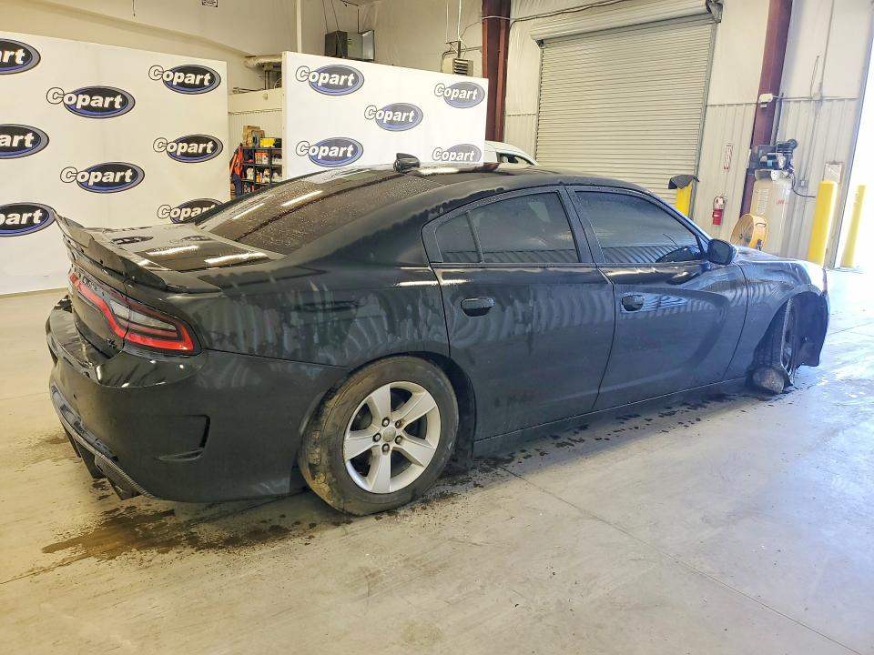 67884236 :رقم المزاد ، 2C3CDXCT9JH122275 vin ، 2018 Dodge Charger مزاد بيع