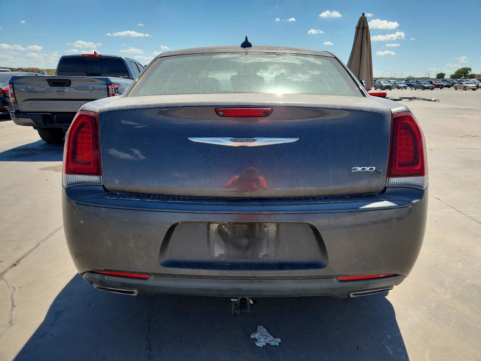 68240406 :رقم المزاد ، 2C3CCABG9GH175619 vin ، 2016 Chrysler 300 مزاد بيع