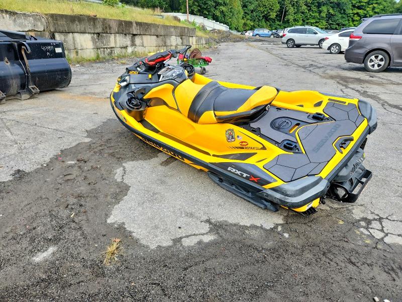 Продаж на аукціоні авто 2021 Sea Doo Jet Ski, vin: YDV40380A121, номер лоту: 69877396