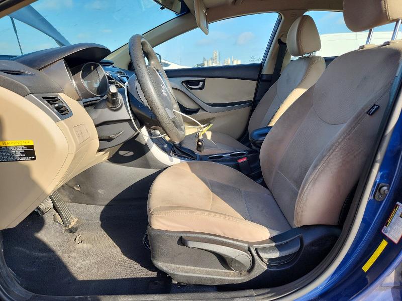Продажа на аукционе авто 2016 Hyundai Elantra, vin: 5NPDH4AE5GH773040, номер лота: 65926356