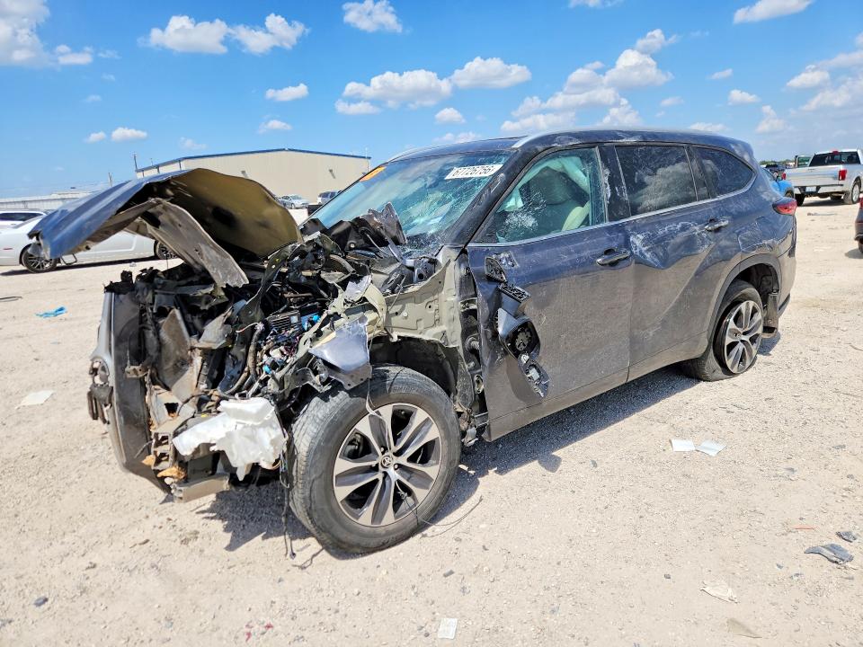 67726756 :رقم المزاد ، 5TDKDRAH6PS000503 vin ، 2023 Toyota Highlander مزاد بيع
