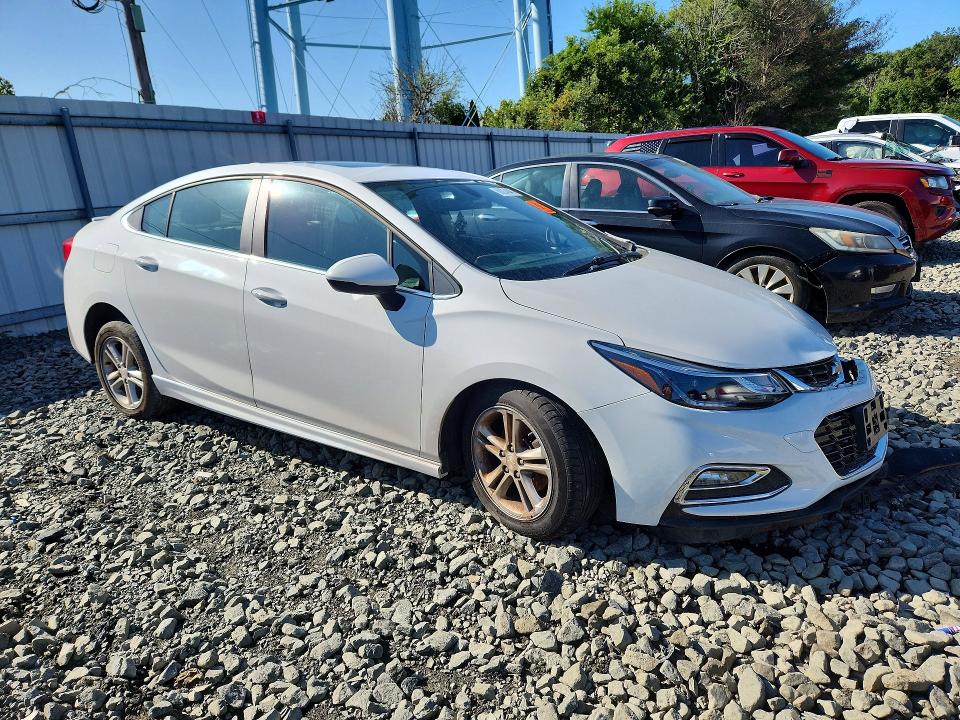 Продажа на аукционе авто 2017 Chevrolet Cruze, vin: 1G1BE5SM6H7205406, номер лота: 68234846