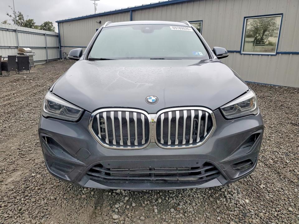 69789026 :رقم المزاد ، WBXJG9C03M5T75022 vin ، 2021 Bmw X1 مزاد بيع