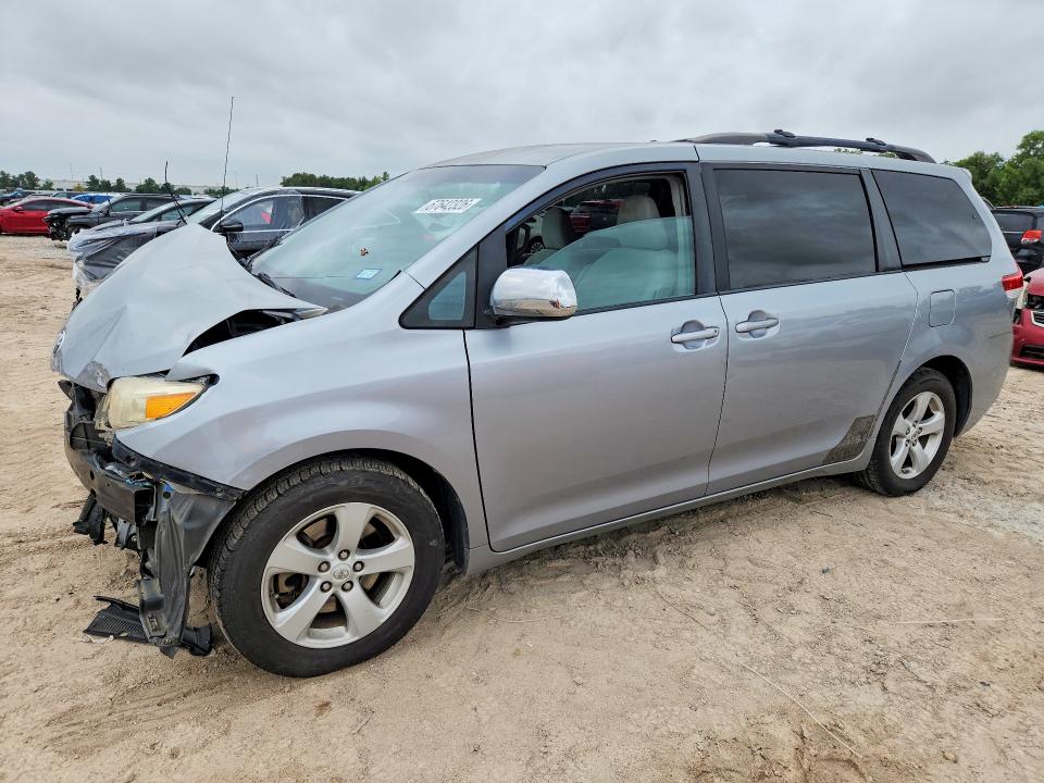 Aukcja sprzedaży 2011 Toyota Sienna, vin: 5TDKK3DCXBS068444, numer aukcji: 67642326