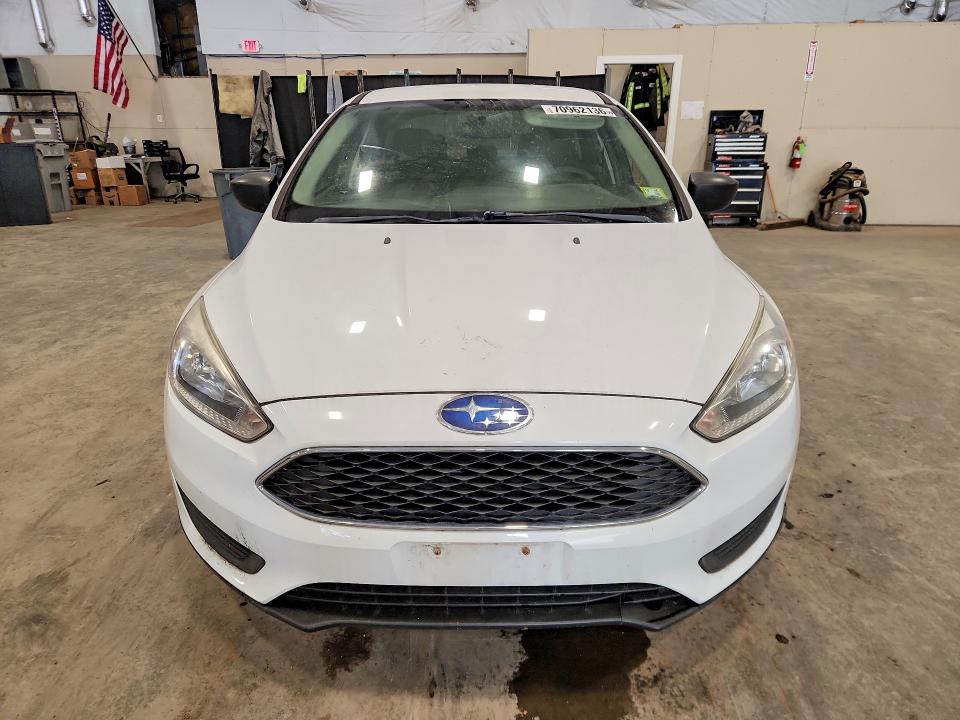 70962136 :رقم المزاد ، 1FADP3E28HL297432 vin ، 2017 Ford Focus مزاد بيع