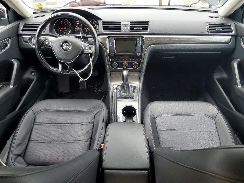 Продаж на аукціоні авто 2017 Volkswagen Passat, vin: 1VWBT7A30HC037106, номер лоту: 68238486