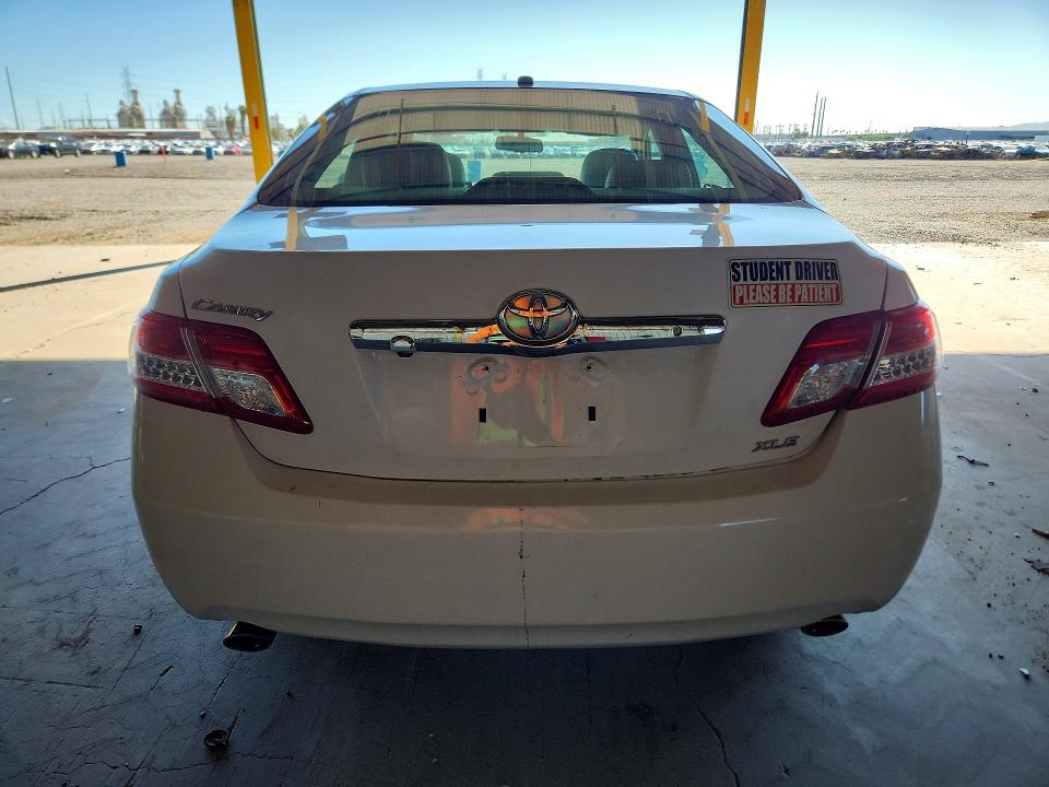69742806 :رقم المزاد ، 4T1BK3EK2AU604315 vin ، 2010 Toyota Camry مزاد بيع