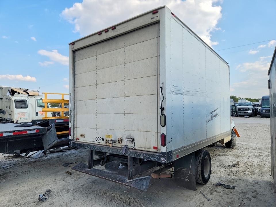 69029766 :رقم المزاد ، 1GB3G3CG8F1130912 vin ، 2015 Chevrolet Express G3500 مزاد بيع