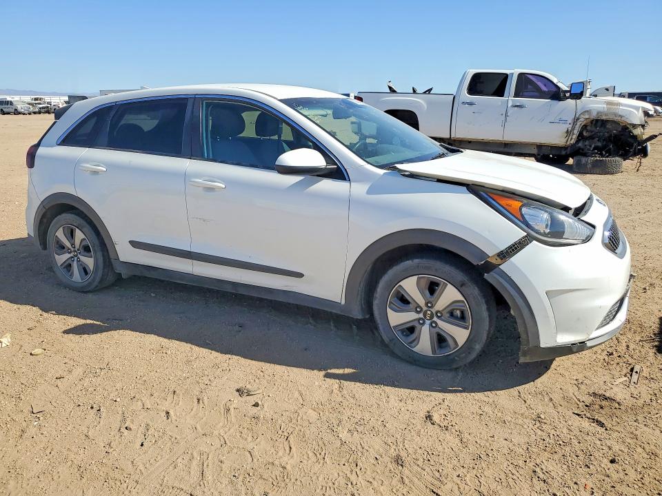 67045406 :رقم المزاد ، KNDCB3LC2K5241076 vin ، 2019 Kia Niro مزاد بيع