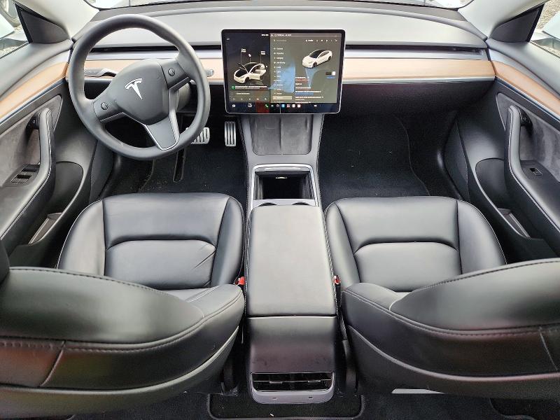 67017456 :رقم المزاد ، 5YJ3E1EC5NF163825 vin ، 2022 Tesla Model 3 مزاد بيع