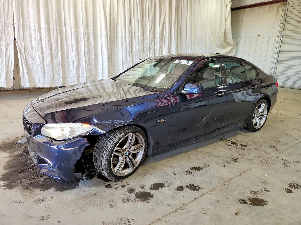 68925586 :رقم المزاد ، WBAFU9C5XBC783224         vin ، 2011 Bmw 550 مزاد بيع
