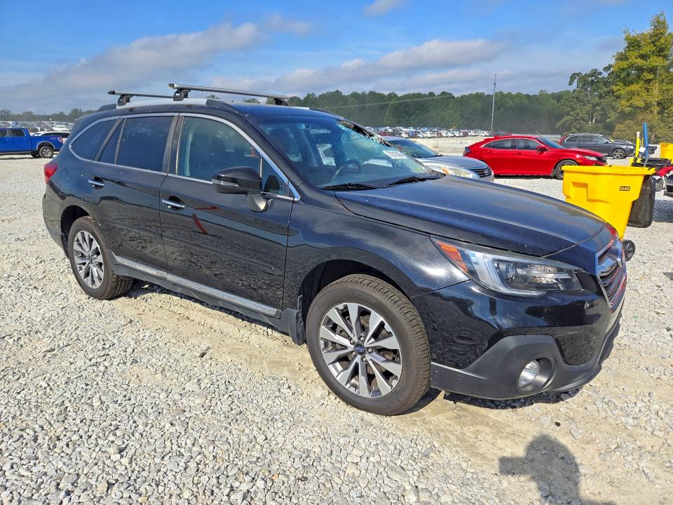 70216036 :رقم المزاد ، 4S4BSETC4J3204348 vin ، 2018 Subaru Outback مزاد بيع