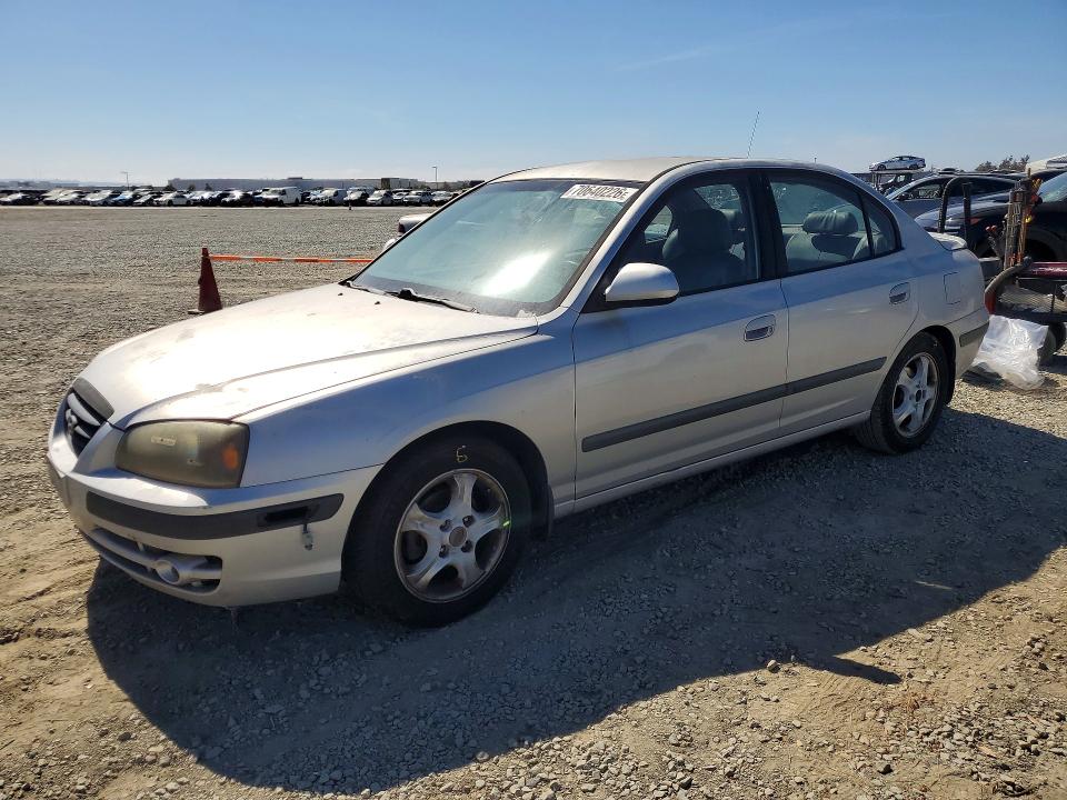 70640226 :رقم المزاد ، KMHDN46D04U918670 vin ، 2004 Hyundai Elantra مزاد بيع