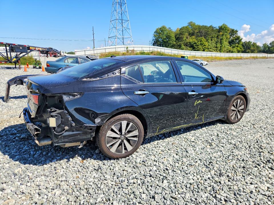 70325106 :رقم المزاد ، 1N4BL4EW8KC172014 vin ، 2019 Nissan Altima مزاد بيع