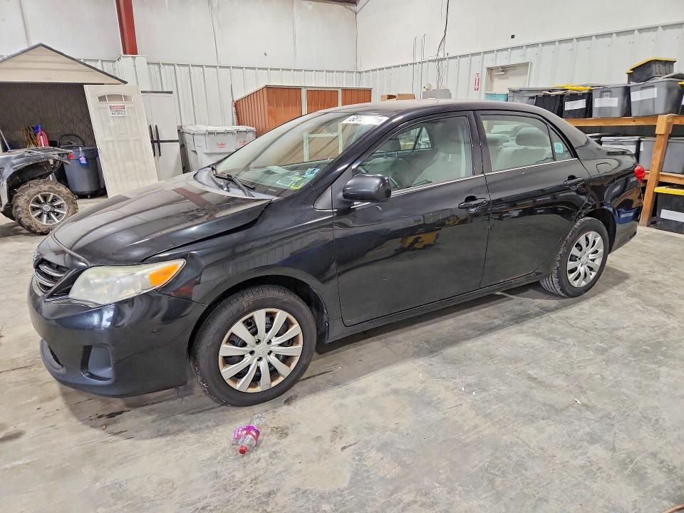 68139416 :رقم المزاد ، 2T1BU4EEXDC031258 vin ، 2013 Toyota Corolla مزاد بيع