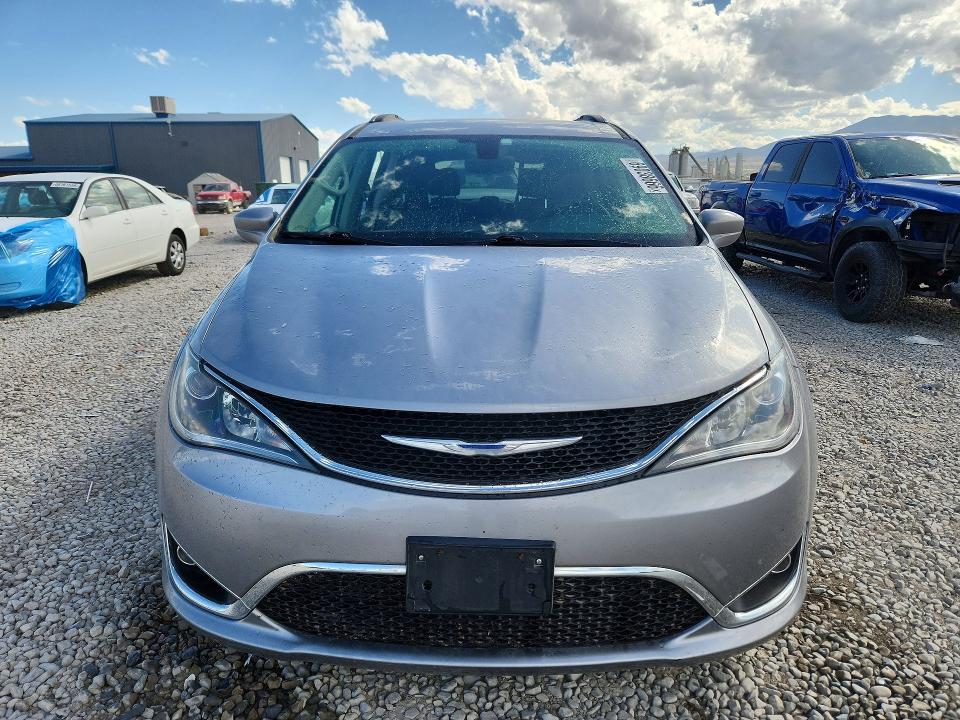 Продаж на аукціоні авто 2018 Chrysler Pacifica, vin: 2C4RC1BG1JR217403, номер лоту: 69038666