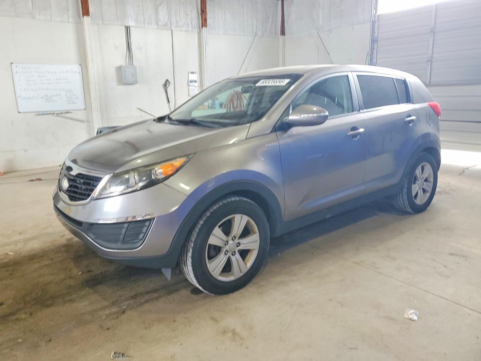 68325656 :رقم المزاد ، KNDPBCA29D7405099 vin ، 2013 Kia Sportage مزاد بيع