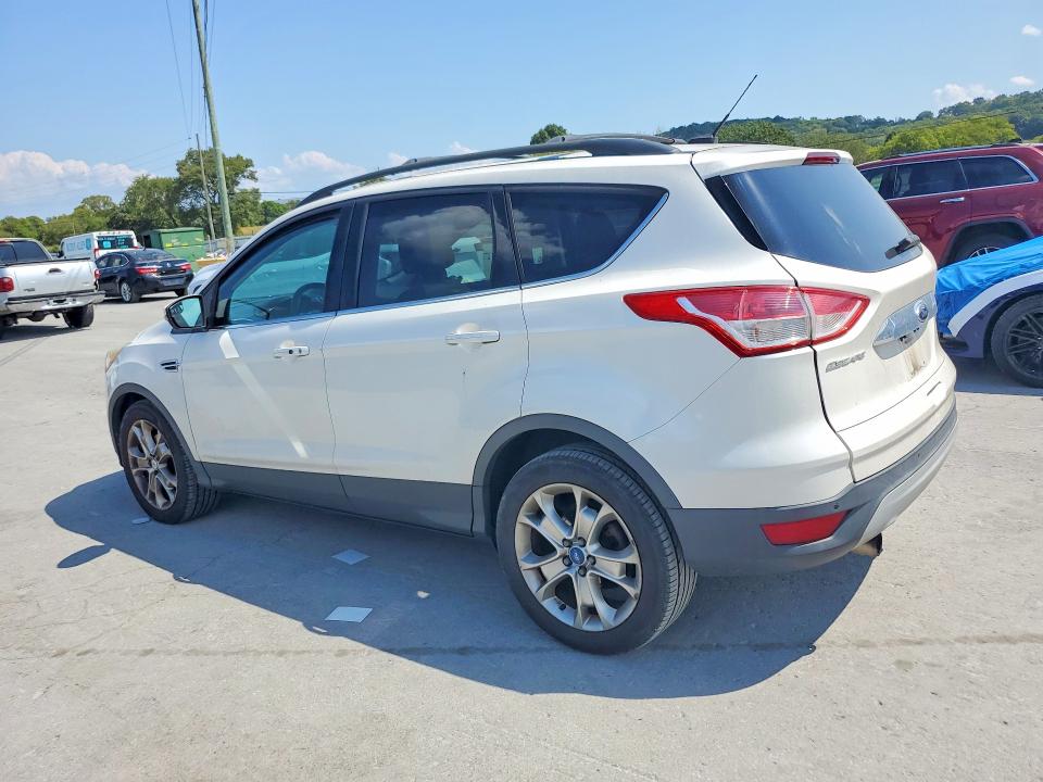 67483236 :رقم المزاد ، 1FMCU0HX5DUB76152 vin ، 2013 Ford Escape مزاد بيع