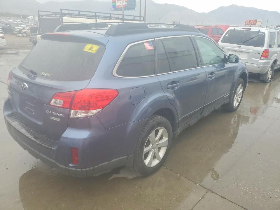 2013 Subaru Outback მანქანა იყიდება აუქციონზე, vin: 4S4BRBCC9D3223377, აუქციონის ნომერი: 69676966