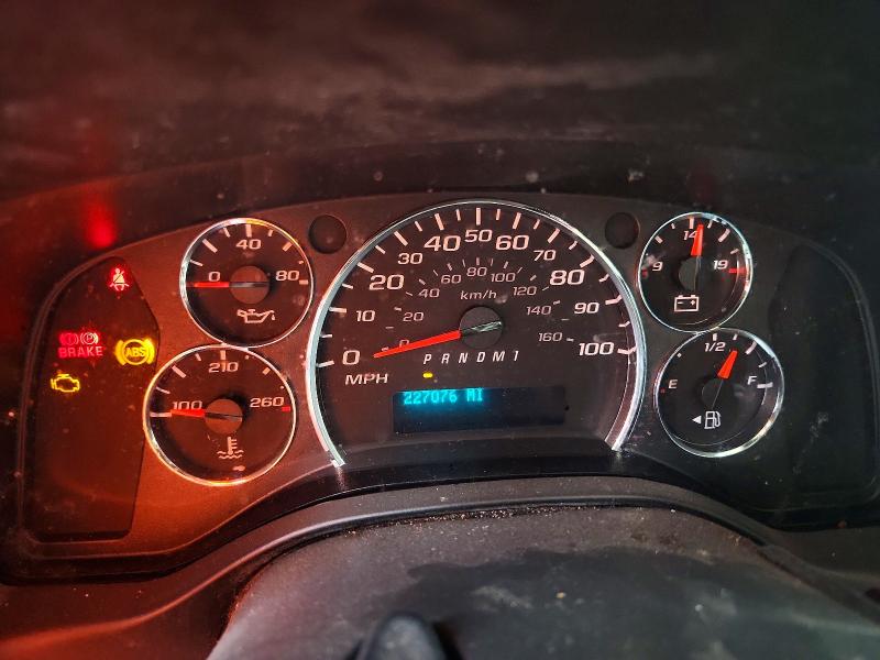 69029766 :رقم المزاد ، 1GB3G3CG8F1130912 vin ، 2015 Chevrolet Express G3500 مزاد بيع