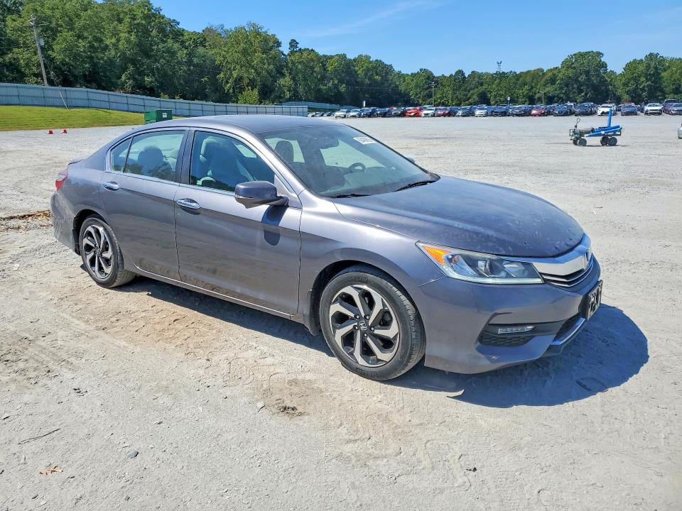 Aukcja sprzedaży 2017 Honda Accord, vin: 1HGCR2F89HA126117, numer aukcji: 68489926