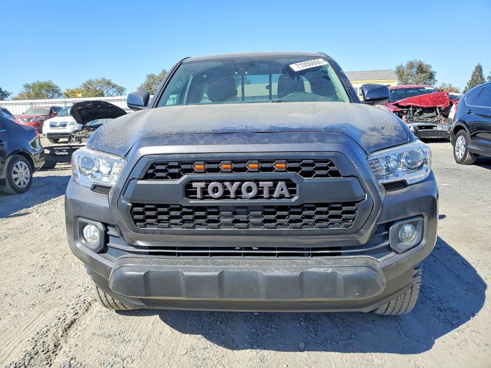 Продаж на аукціоні авто 2019 Toyota Tacoma, vin: 5TFRZ5CN5KX077460, номер лоту: 71050606