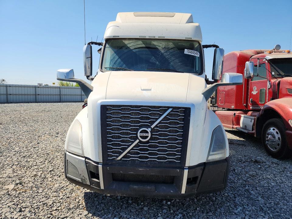 2021 Volvo Vn მანქანა იყიდება აუქციონზე, vin: 4V4NC9EJ7MN238203, აუქციონის ნომერი: 70484546
