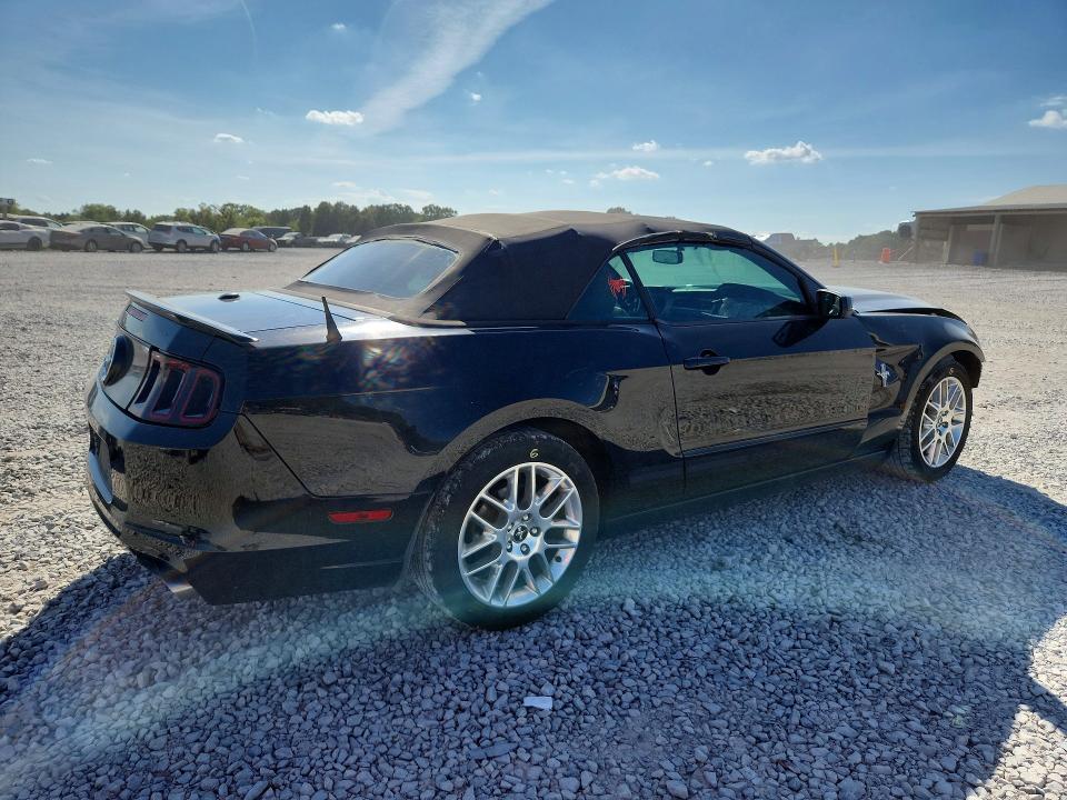 Продажа на аукционе авто 2013 Ford Mustang, vin: 1ZVBP8EM7D5240425, номер лота: 68300826