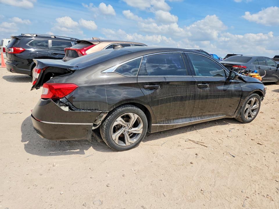 2018 Honda Accord მანქანა იყიდება აუქციონზე, vin: 1HGCV2F6XJA003829, აუქციონის ნომერი: 70119206