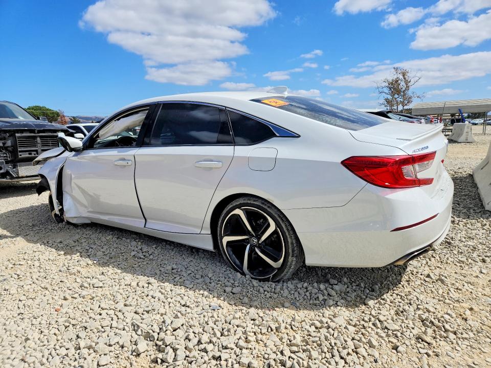 2018 Honda Accord მანქანა იყიდება აუქციონზე, vin: 1HGCV1F32JA266025, აუქციონის ნომერი: 69350726
