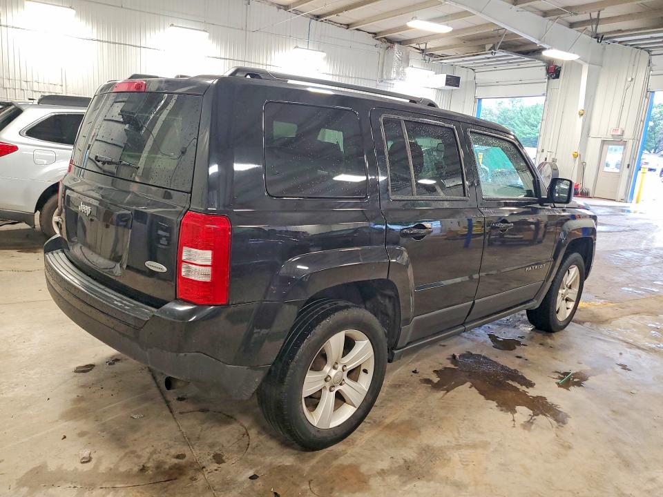 Продаж на аукціоні авто 2017 Jeep Patriot, vin: 1C4NJRFB3HD133551, номер лоту: 69391606