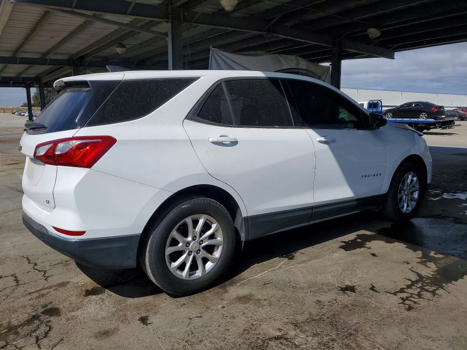 69499626 :رقم المزاد ، 2GNAXKEVXL6151768 vin ، 2020 Chevrolet Equinox مزاد بيع