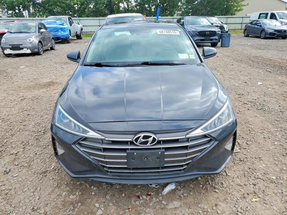 Продажа на аукционе авто 2020 Hyundai Elantra, vin: 5NPD84LF4LH581575, номер лота: 68748516