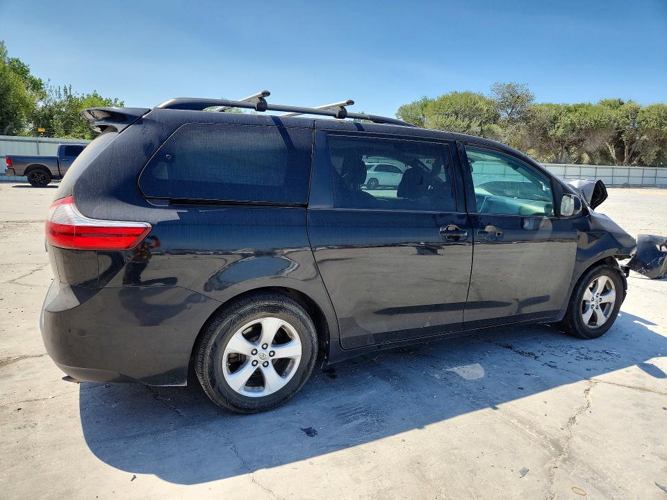 Aukcja sprzedaży 2015 Toyota Sienna, vin: 5TDKK3DC1FS563217, numer aukcji: 67901896