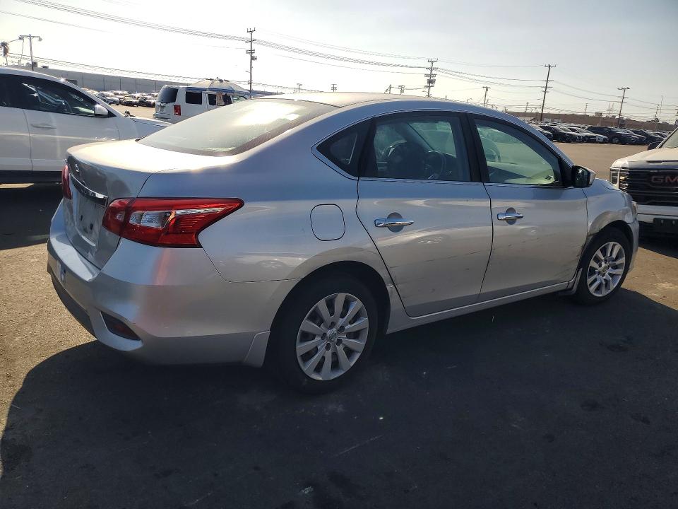 Продажа на аукционе авто 2016 Nissan Sentra, vin: 3N1AB7AP5GY323367, номер лота: 69420416