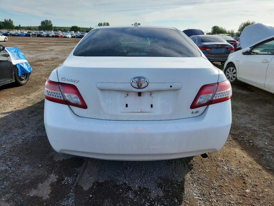 Aukcja sprzedaży 2011 Toyota Camry, vin: 4T1BF3EK4BU717012, numer aukcji: 68927946
