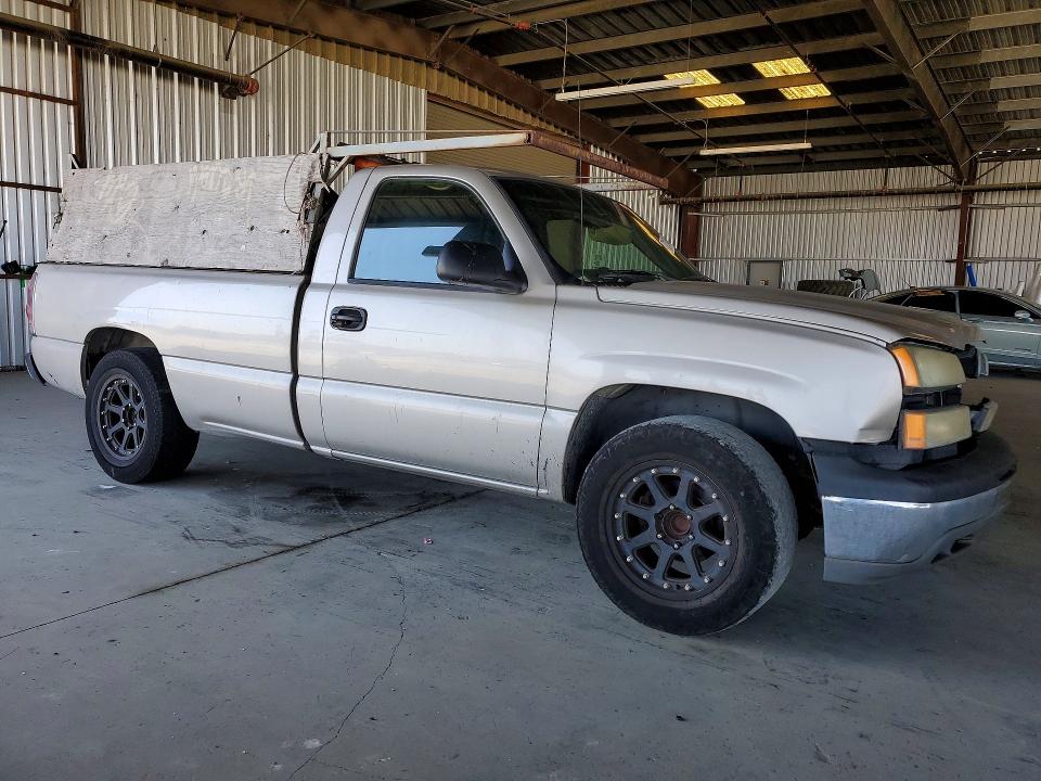70112486 :رقم المزاد ، 1GCEC14V44Z263067 vin ، 2004 Chevrolet Silverado مزاد بيع