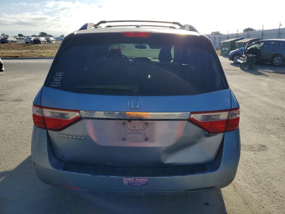 68979886 :رقم المزاد ، 5FNRL5H64BB098054 vin ، 2011 Honda Odyssey مزاد بيع