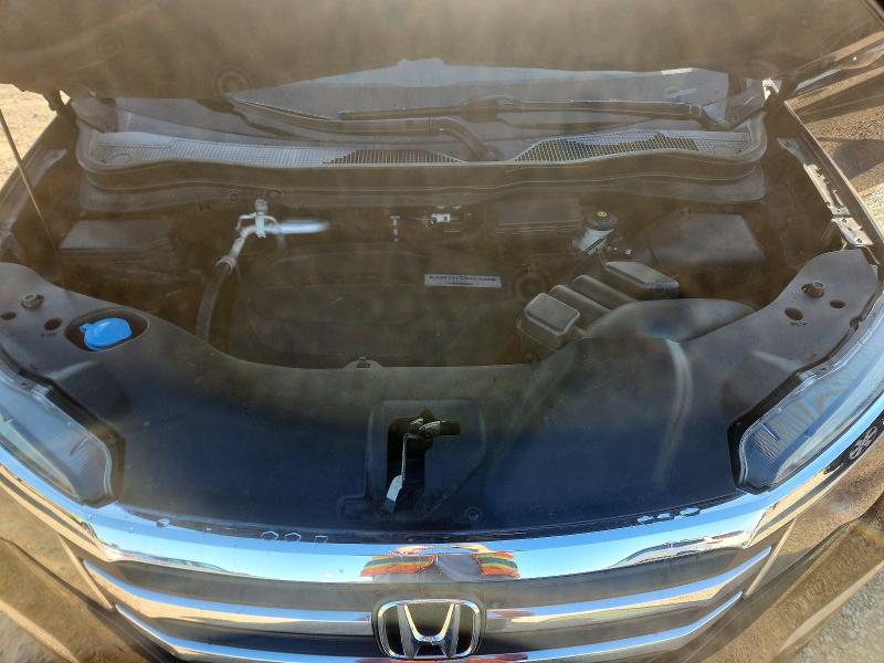Продаж на аукціоні авто 2018 Honda Pilot, vin: 5FNYF5H57JB006413, номер лоту: 68003636