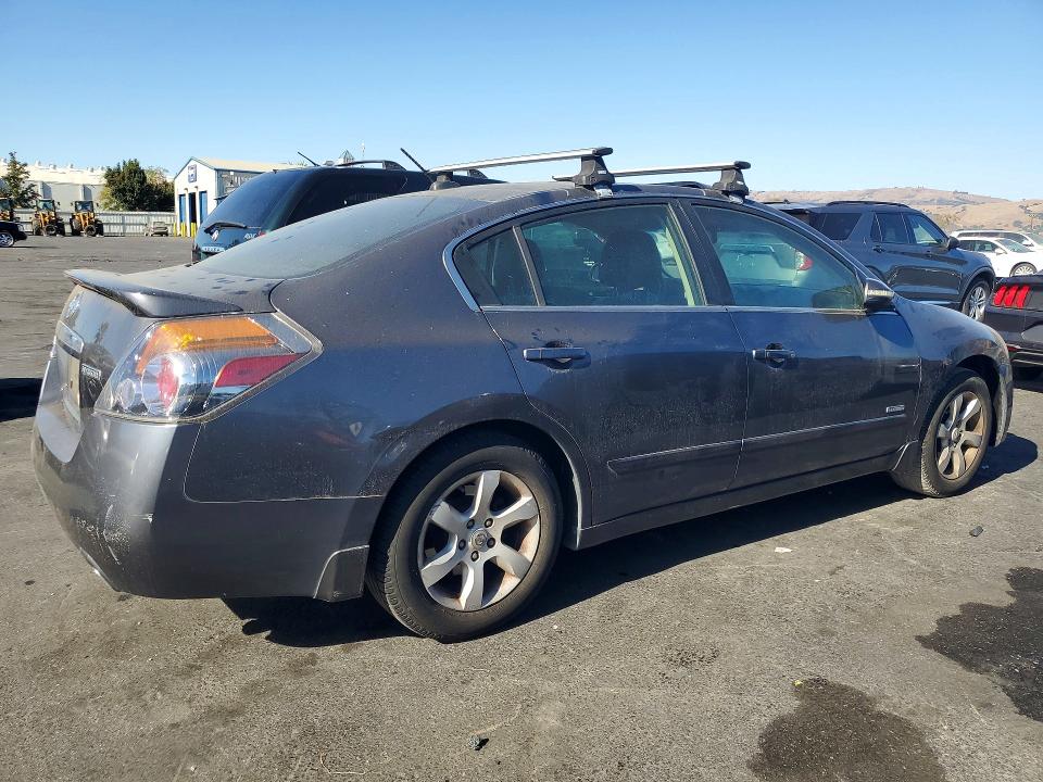 2007 Nissan Altima მანქანა იყიდება აუქციონზე, vin: 1N4CL21E97C226076, აუქციონის ნომერი: 71275946
